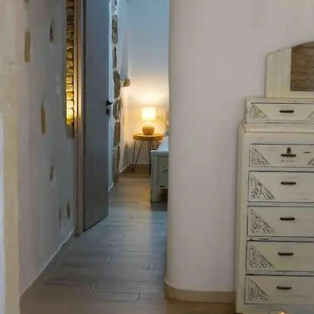 Apollona's Boutique Chania (Crete)